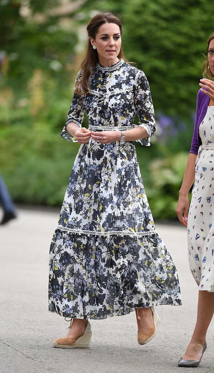 Kate Middleton wearing wedge espadrilles